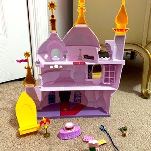 My little pony canterlot castle EUC